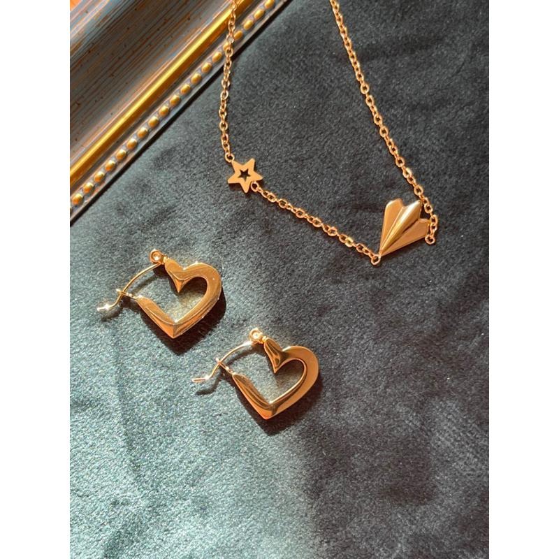 【燦金時尚】CityCape© 這座城飾 ۞小紅書歐風復古款熱銷推薦愛心光面金色街頭百搭文藝通勤18k金耳環鈦鋼新品熱銷-細節圖4