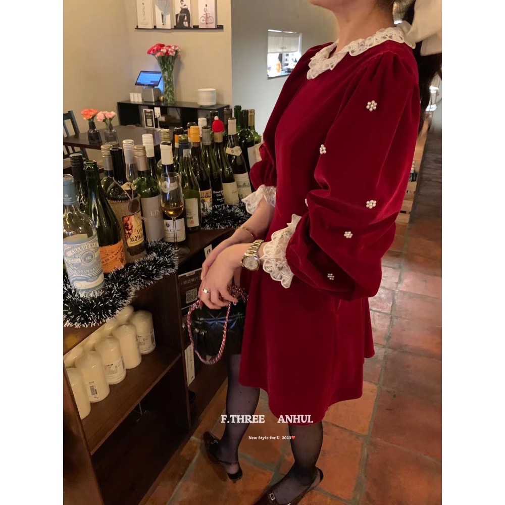 蕾絲珍珠小花洋裝-細節圖4