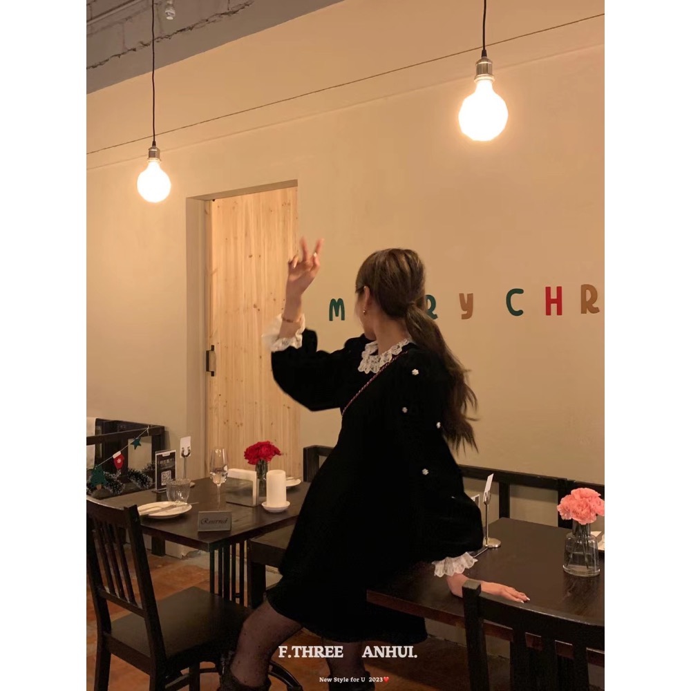 蕾絲珍珠小花洋裝-細節圖6