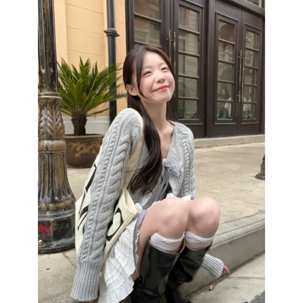 Beneddy🏷️甜美系蝴蝶結開衫外套+吊帶背心+蛋糕裙三件式套裝-細節圖6