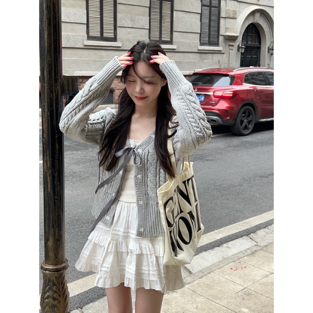 Beneddy🏷️甜美系蝴蝶結開衫外套+吊帶背心+蛋糕裙三件式套裝-細節圖9