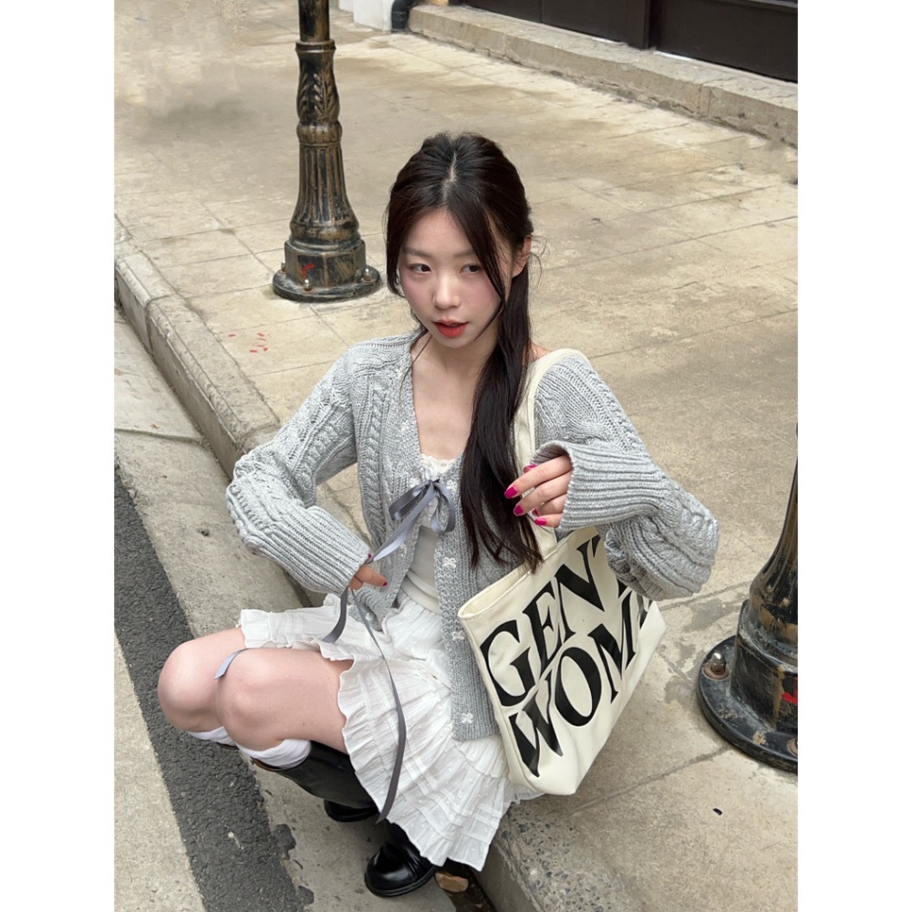 Beneddy🏷️甜美系蝴蝶結開衫外套+吊帶背心+蛋糕裙三件式套裝-細節圖10