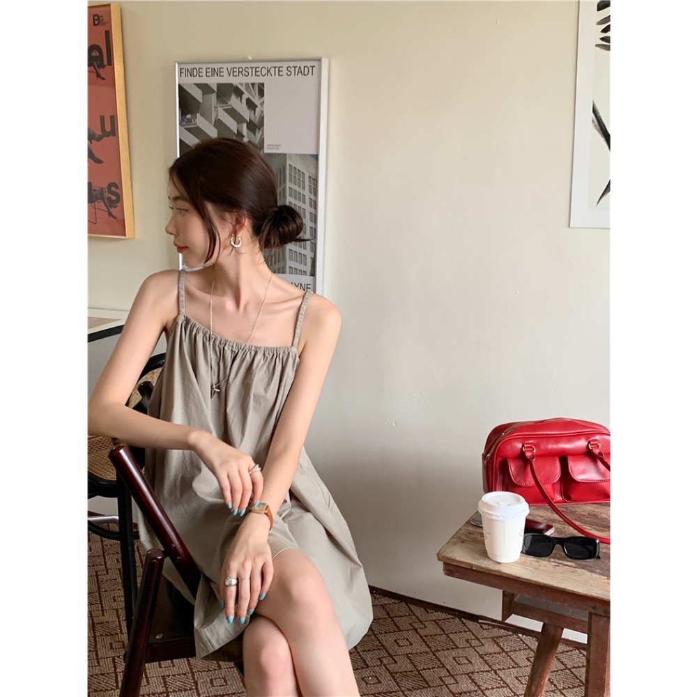 ིྀ 韓國氣質露背系帶褶皺吊帶連體褲-細節圖2