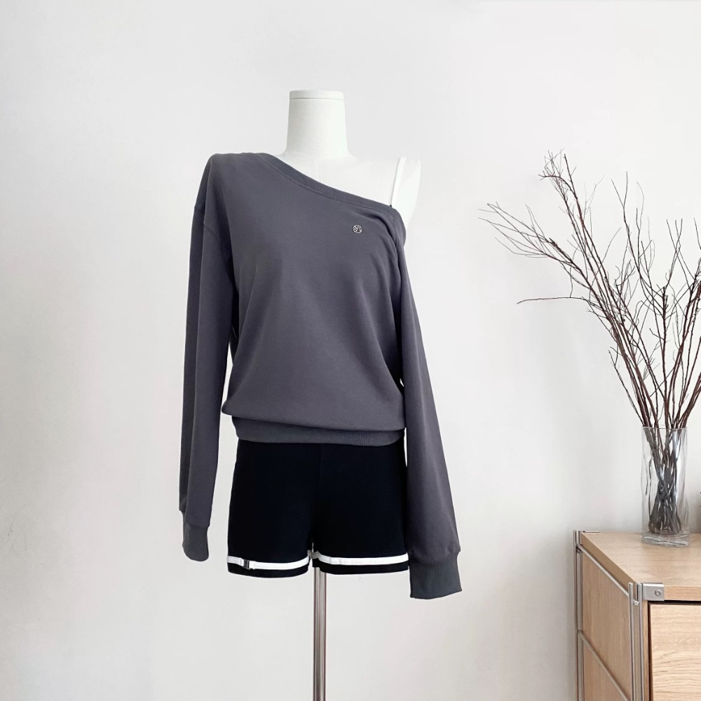 #許我耀眼 ✨#趙露思同款  美式復古斜肩大學tee-細節圖9