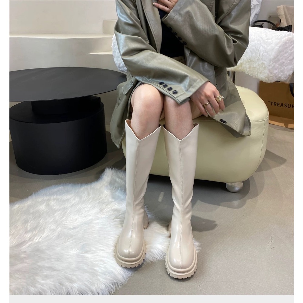 穿搭必備 顯瘦V口長靴-細節圖6