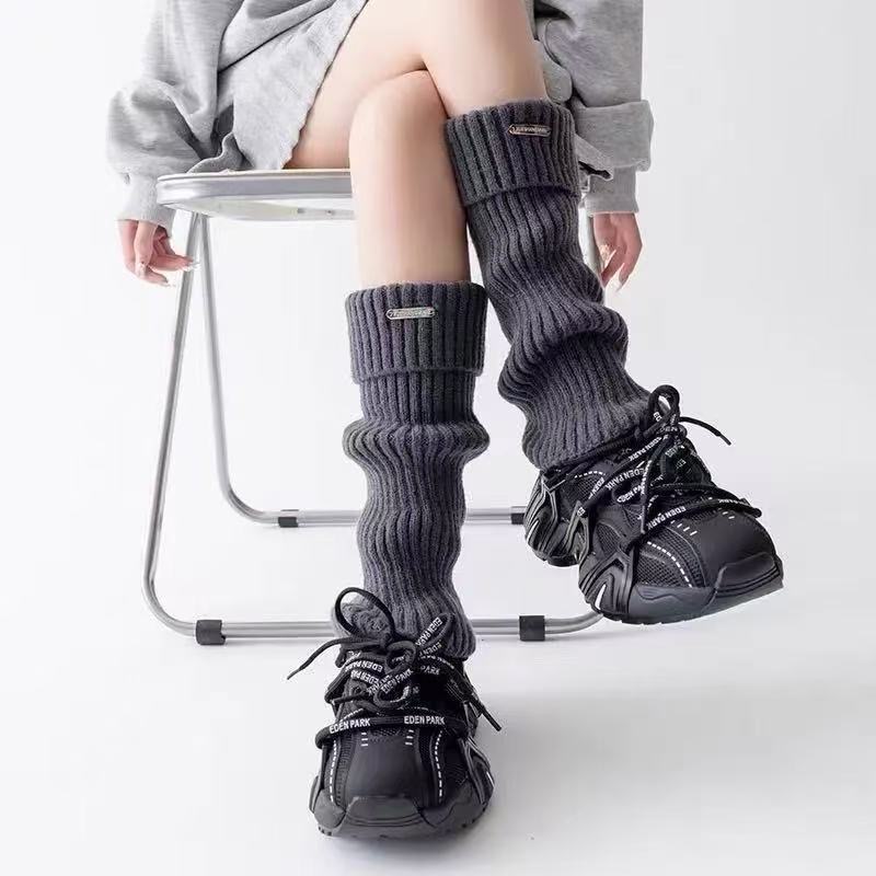 深灰