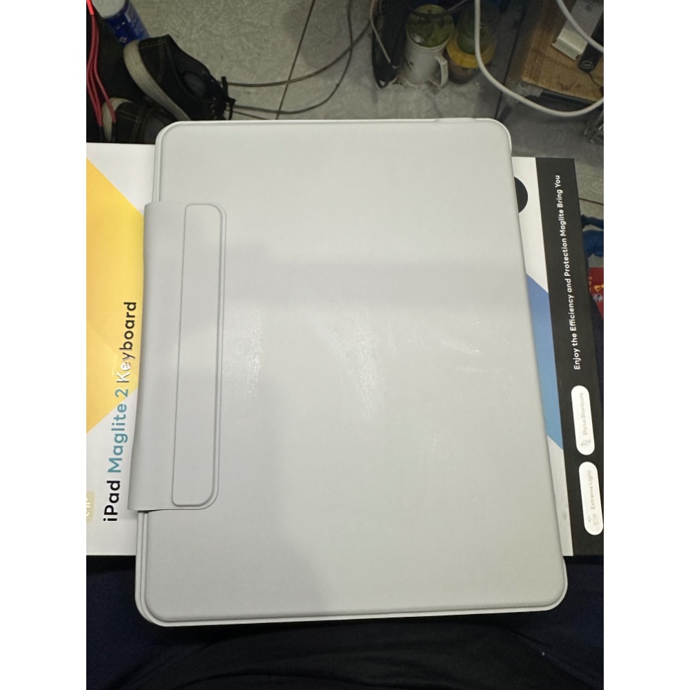 「近全新」【eiP】Maglite 2 輕巧磁吸鍵盤2代 含保護殼-細節圖6