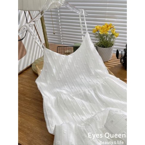 [Eyes Queen]現貨 溫柔風吊帶裙 肩帶可調整洋裝 細肩帶洋裝 洋裝 連身裙 海邊洋裝 渡假洋裝-細節圖4
