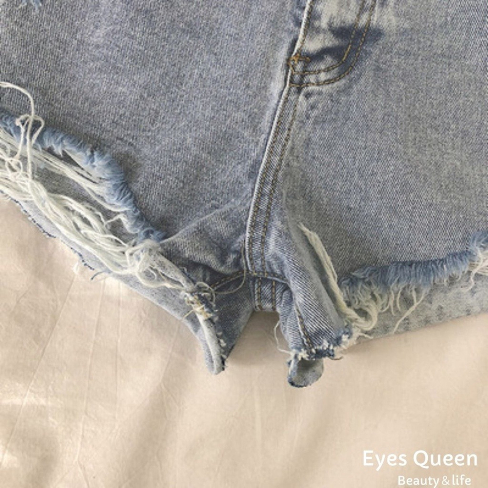 [Eyes Queen] 現貨 韓版破洞毛邊牛仔短褲 高腰熱褲 高腰牛仔短褲 牛仔短褲 短褲 毛邊牛仔褲 破洞牛仔短褲-細節圖9