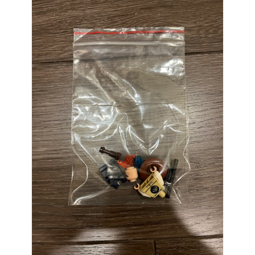 Lego 75918 侏羅紀公園 人偶3隻+機車 全新拆賣-細節圖2