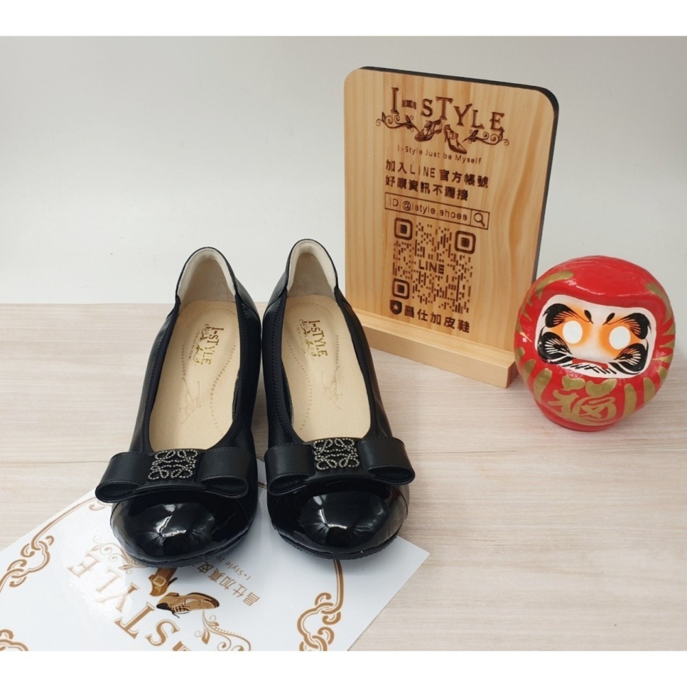 ♀️女： 台灣手工-蝴蝶結幾何水鑽低跟娃娃鞋(黑/杏)-細節圖7