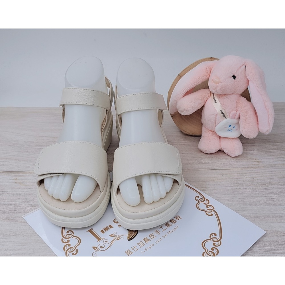 ♀️女：韓風超輕量可調式牛皮氣墊休閒涼鞋(米白)-細節圖2