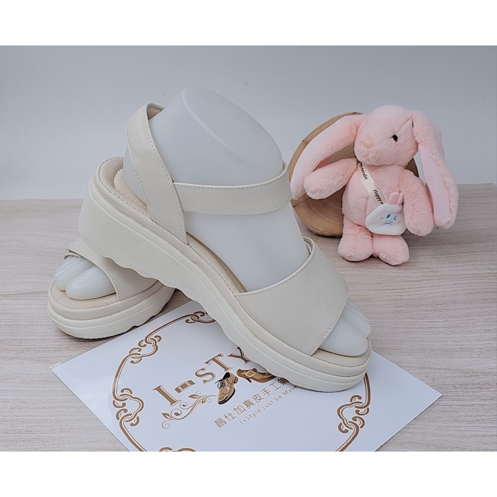 ♀️女：韓風超輕量可調式牛皮氣墊休閒涼鞋(米白)-細節圖6