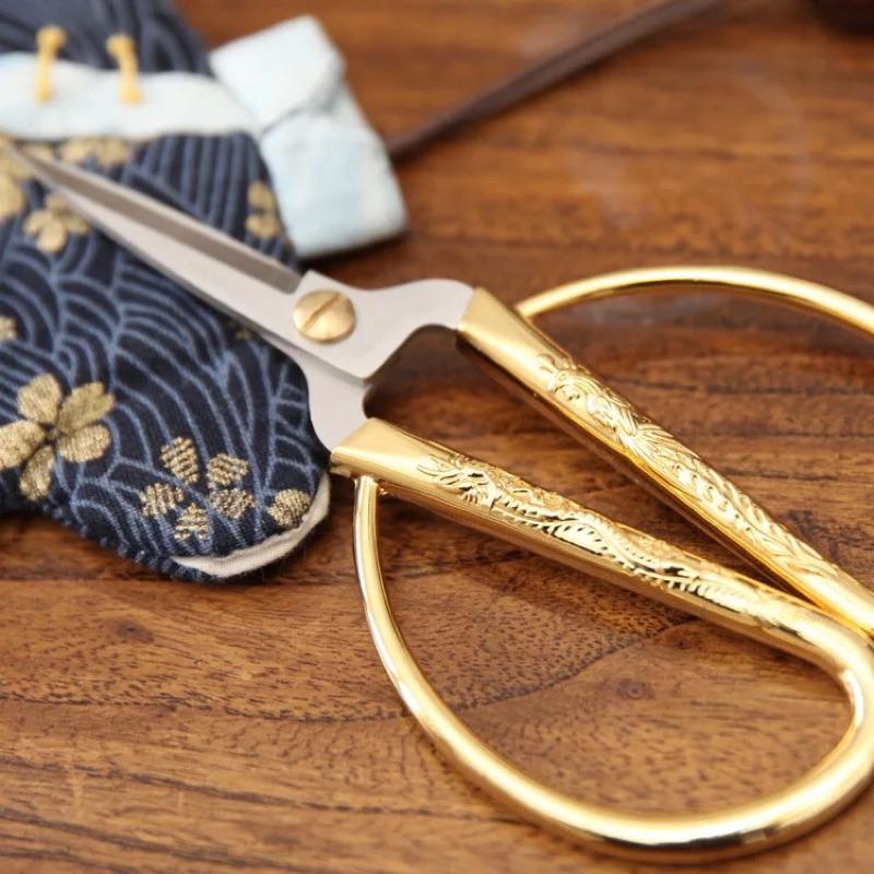 四號▫️總長12.6公分▫️十字繡絲帶繡手工diy刺繡輔助工具剪刀龍鳳剪簡便實-細節圖2