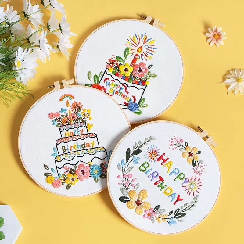 原創新款生日快樂 手工刺繡diy材料包 生日蛋糕蠟燭煙花祝願-細節圖2