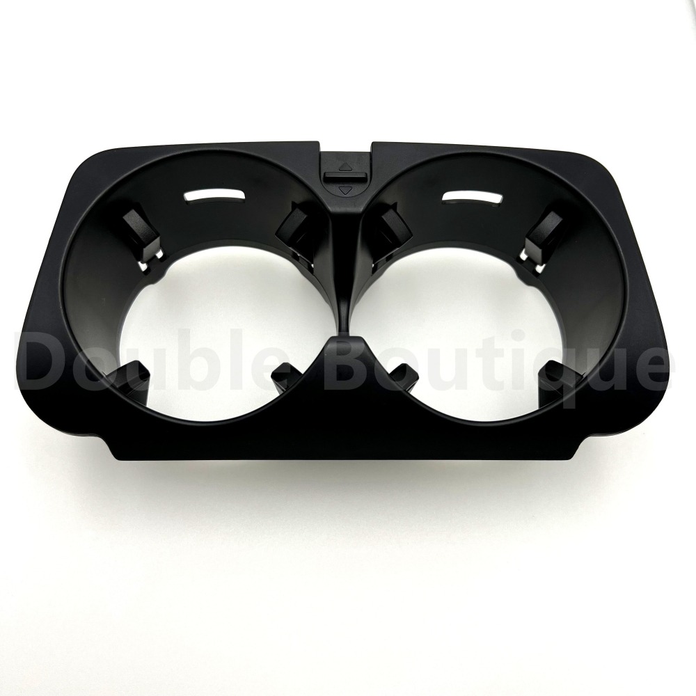 DB 快速出貨! 賓士 BENZ 碳纖紋 置杯架 杯架 W205 W213 X253 C300 E300 GLC300-細節圖2