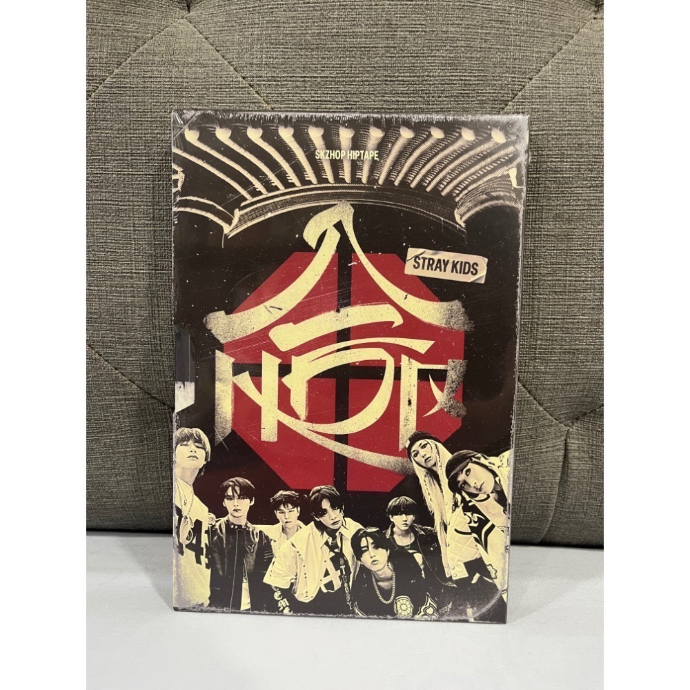 Nocos._.select ⌘ 專輯區 ⌘Stray kids/貨付請備註否則取消訂單/現貨2天內出貨/官方全新正版-規格圖1