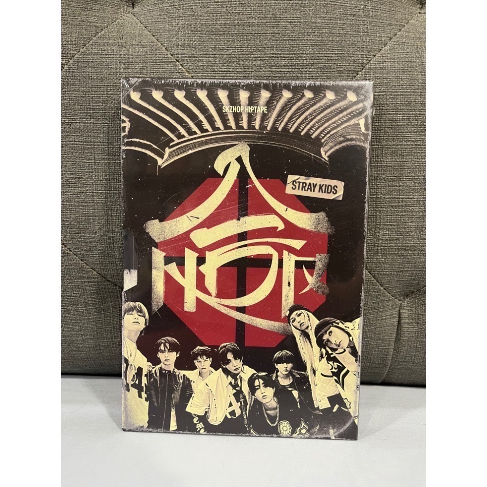 Nocos._.select ⌘ 專輯區 ⌘Stray kids/貨付請備註否則取消訂單/現貨2天內出貨/官方全新正版-規格圖1