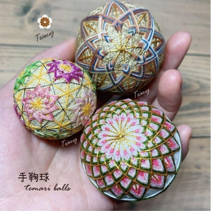 台孟牌 迷你 漸層 繡花線 精緻盒裝 台灣製造 雙色 繡線 電繡 學號 縫紉線 車縫 材料 綁釣竿 電腦繡 釣魚 人造絲-細節圖9