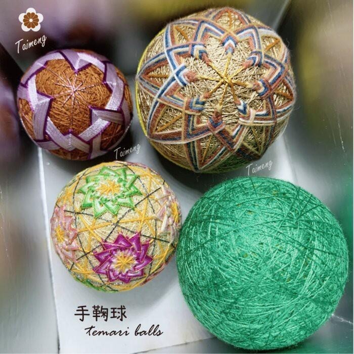 台孟牌 刺繡線 寶藍色 台灣製造 繡線 縫紉 八仙彩 神明衣服 十字繡 縫繡 纏花 春仔花 人造絲 電腦繡 圖騰 手縫繡-細節圖7