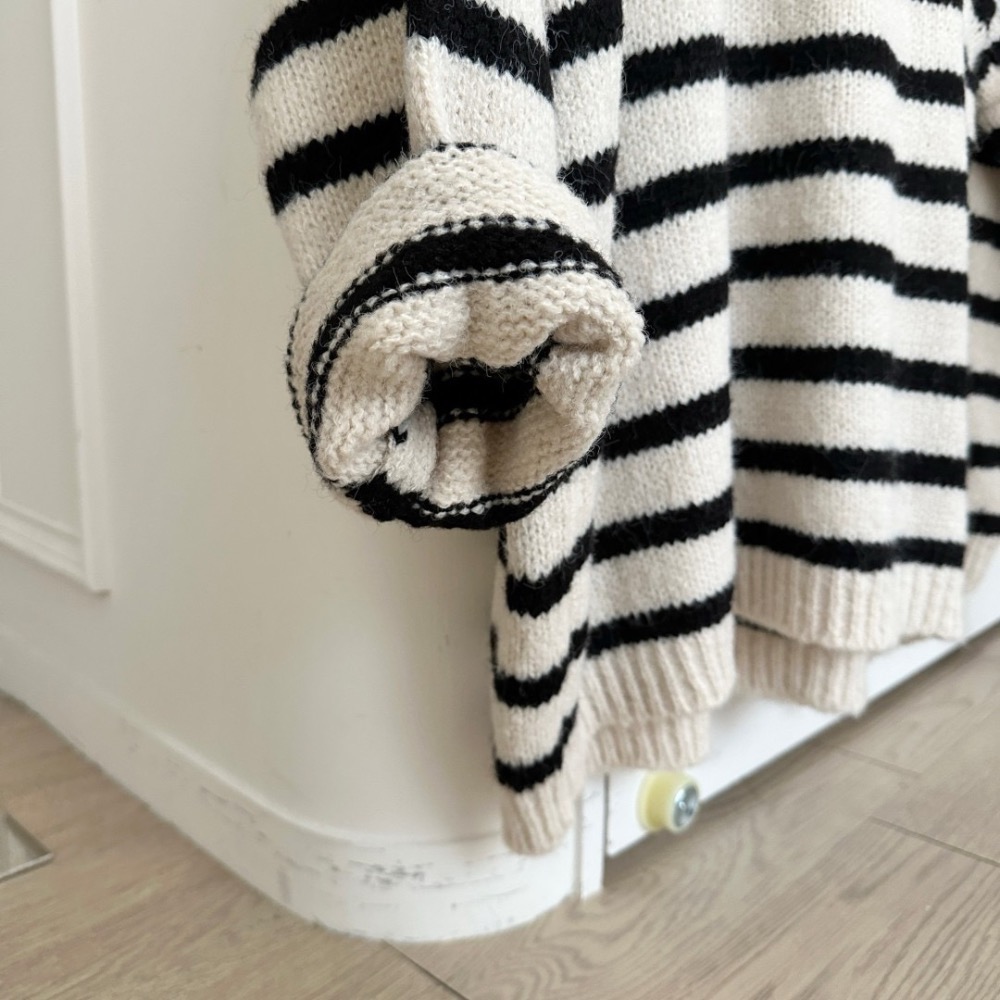 韓系簡約橫條軟毛衣-細節圖5