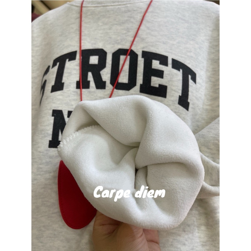 刷毛厚磅英文字大學T-細節圖4