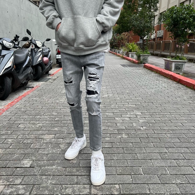 《JRCSTORE》🇰🇷韓國高質感彈性復古灰破壞牛仔褲 刷破 補丁 刷白 破壞 水洗灰 男女 版型修身 四季百搭-細節圖6