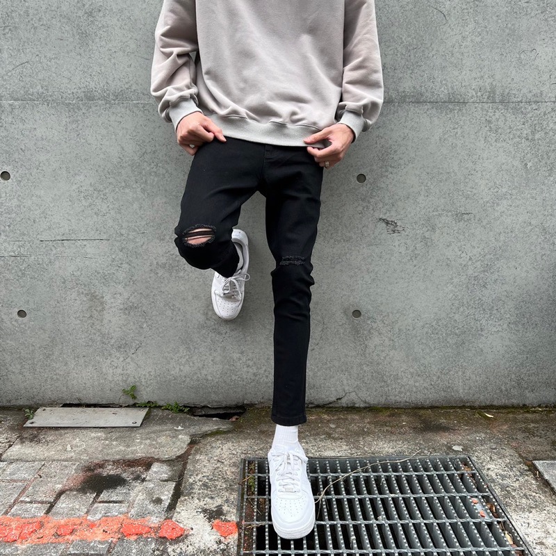 《JRCSTORE》🇰🇷韓國高質感雙刀割刷破牛仔長褲 素面 刀割 刷破 修身破褲 四季百搭 素黑 破壞 破洞-細節圖4