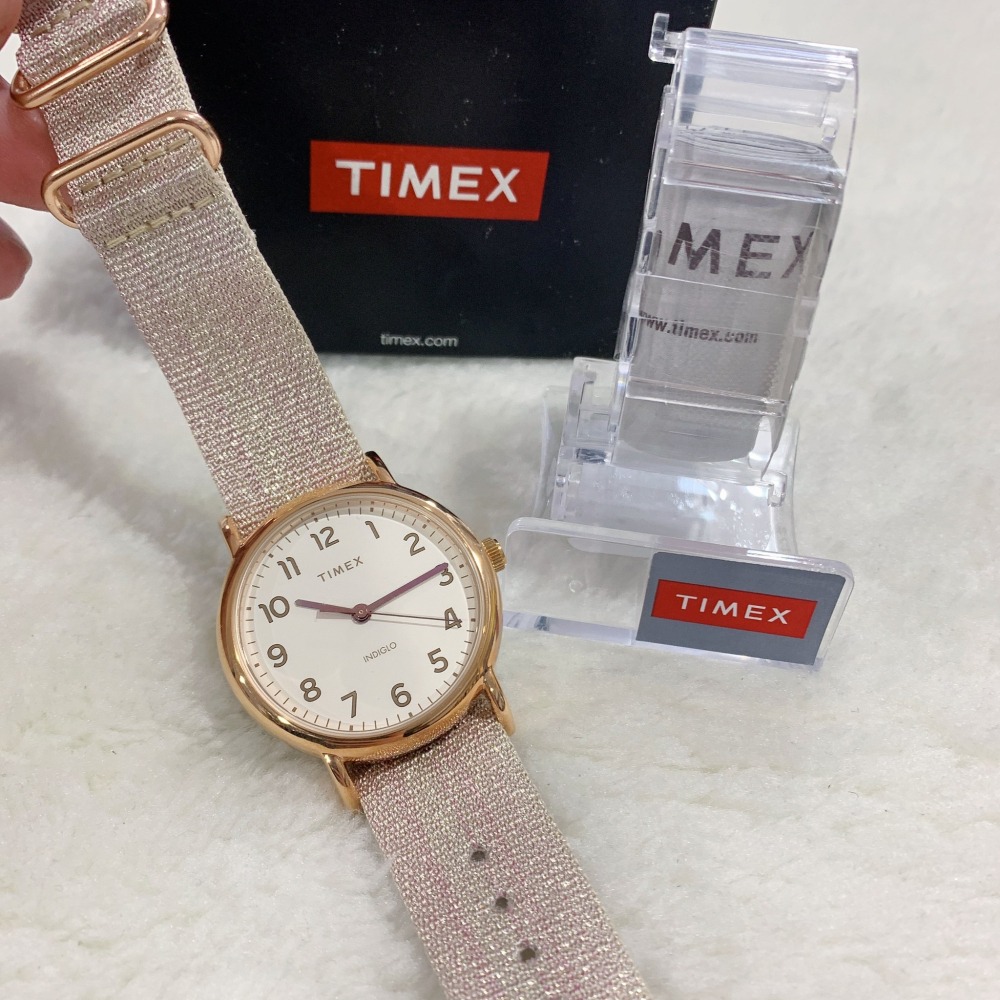 【天美時｜全新】現貨 TIMEX 手錶 石英錶 女錶 冷光功能 2色可選 帆布錶｜Little Bee 小蜜蜂精品-細節圖3