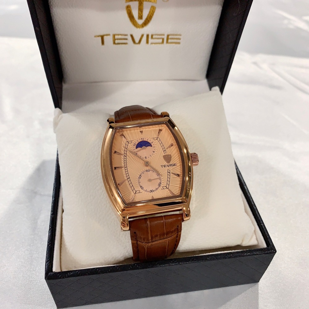 【特維斯｜全新】現貨 TEVISE 手錶 石英錶 男錶 5色可選 酒桶錶 日月相 皮錶｜Little Bee 小蜜蜂精品-細節圖3