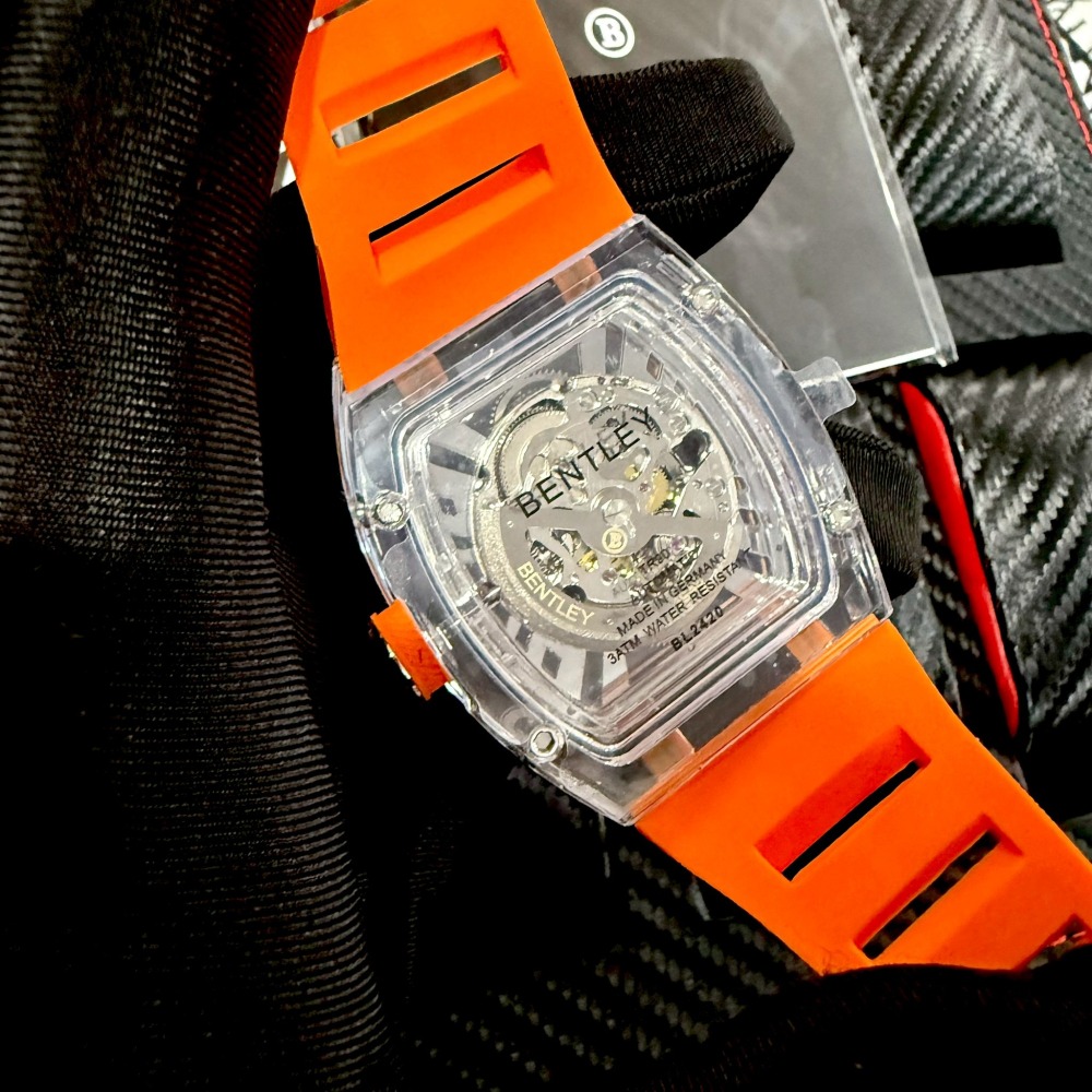 【賓利｜全新】現貨 BENTLEY 手錶 機械錶 男錶 簍空 酒桶錶 專櫃保固 橡膠錶｜Little Bee 小蜜蜂精品-細節圖3
