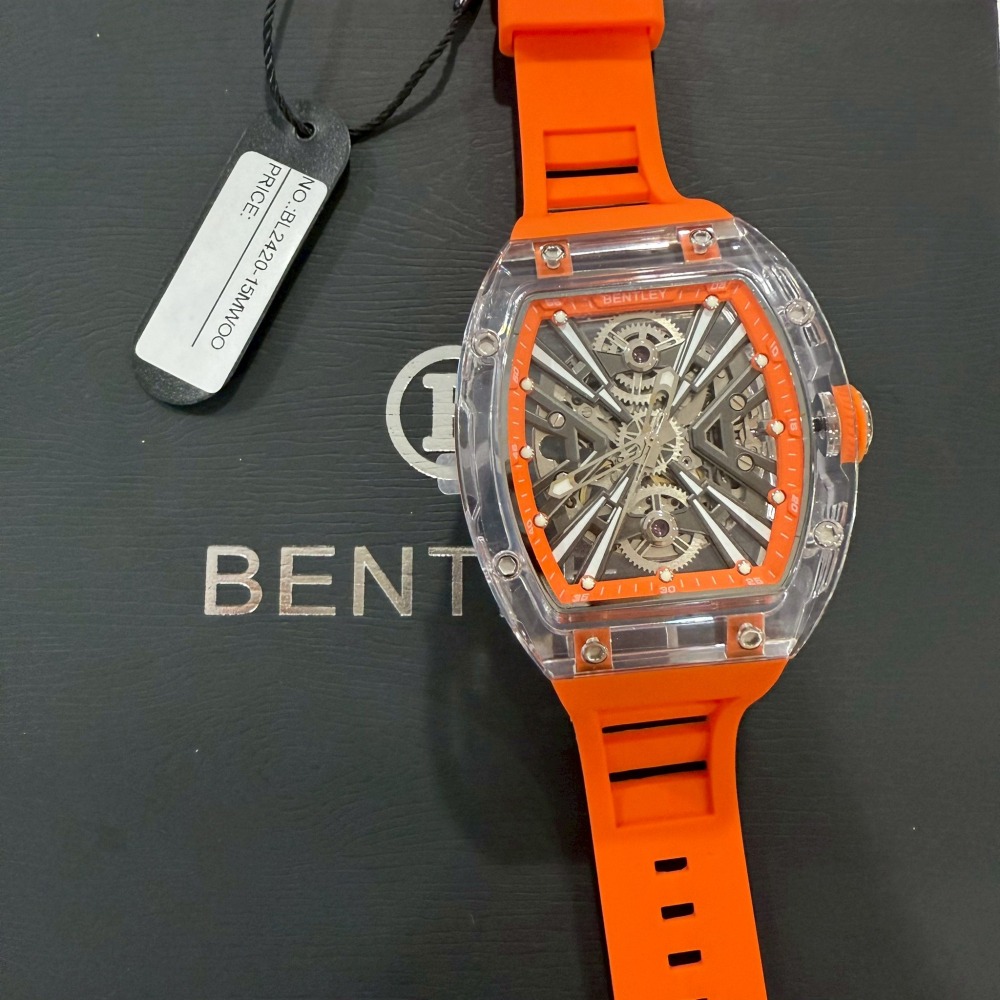 【賓利｜全新】現貨 BENTLEY 手錶 機械錶 男錶 簍空 酒桶錶 專櫃保固 橡膠錶｜Little Bee 小蜜蜂精品-細節圖4