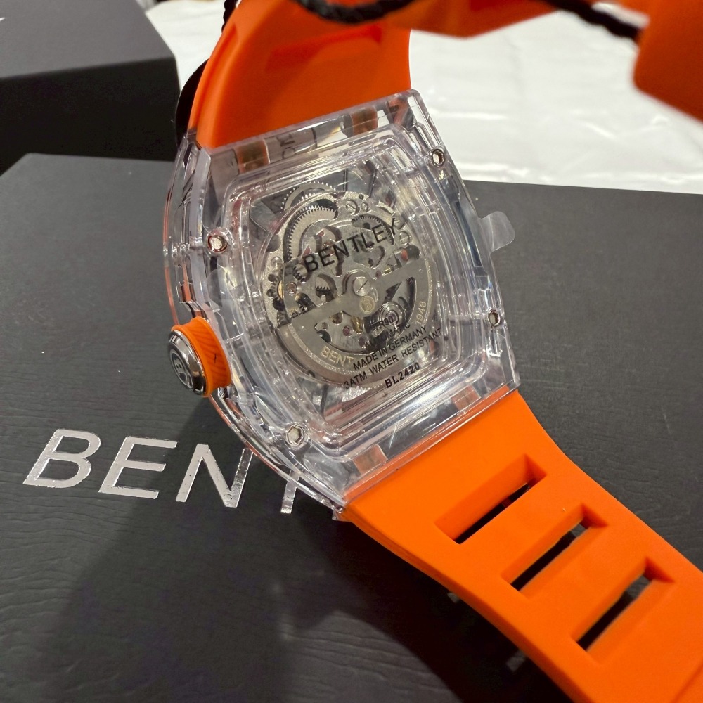 【賓利｜全新】現貨 BENTLEY 手錶 機械錶 男錶 簍空 酒桶錶 專櫃保固 橡膠錶｜Little Bee 小蜜蜂精品-細節圖6