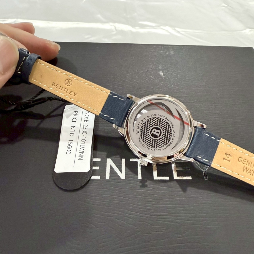 【賓利｜全新】現貨 BENTLEY 手錶 石英錶 女錶 貝殼面 專櫃保固 半簍空 皮錶｜Little Bee 小蜜蜂精品-細節圖3