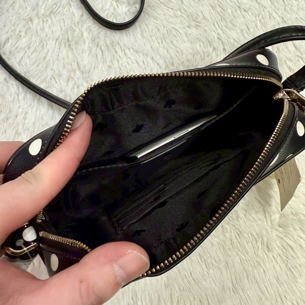 【KS｜全新】現貨 KATE SPADE 包包 相機包 金標 圓點點 防刮紋 斜背包｜Little Bee 小蜜蜂精品-細節圖3