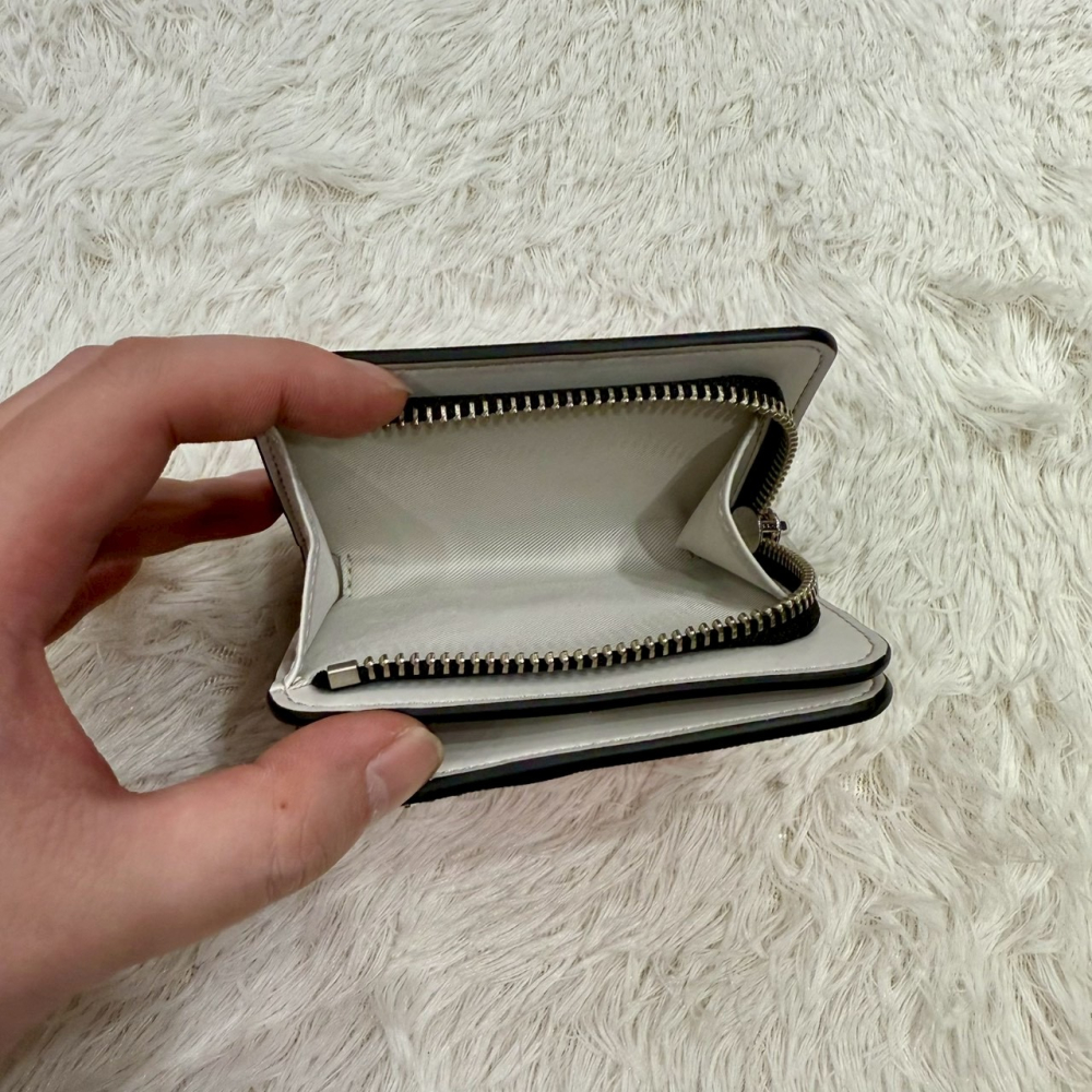 【MJ｜全新】現貨 MARC JACOBS 錢包 短夾 銀標 防刮紋 粉色 零錢短夾｜Little Bee 小蜜蜂精品-細節圖2