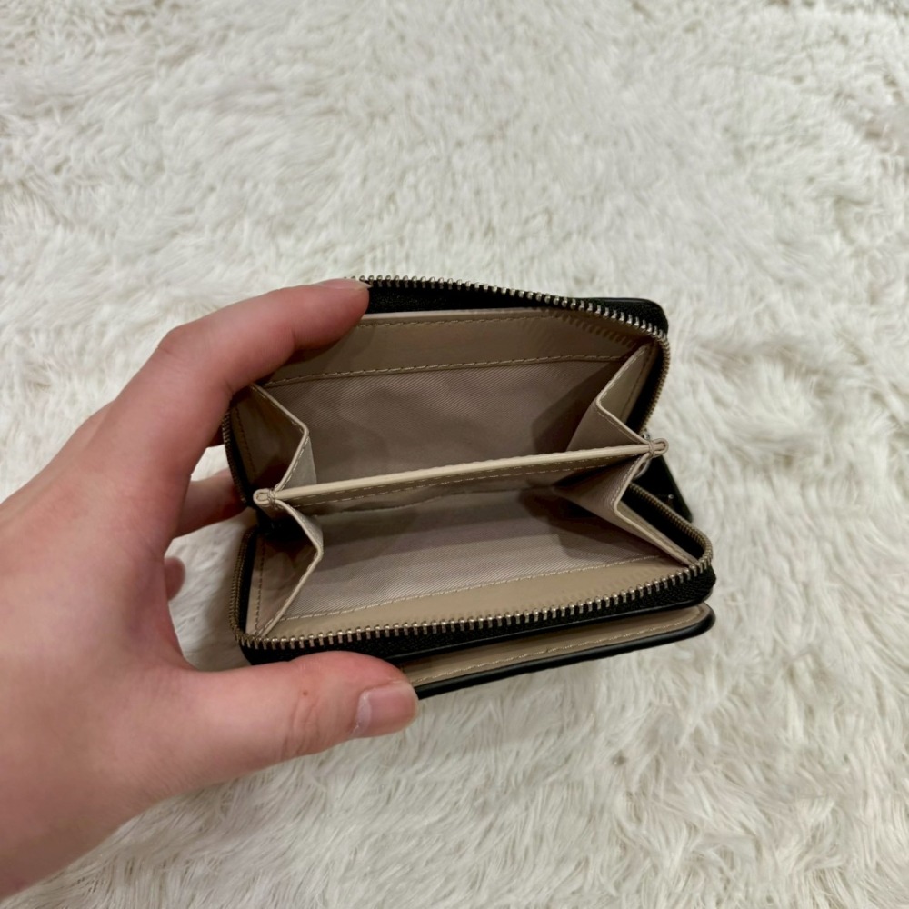 【MJ｜全新】現貨 MARC JACOBS 錢包 短夾 小標 膠印 斑馬紋 零錢短夾｜Little Bee 小蜜蜂精品-細節圖3