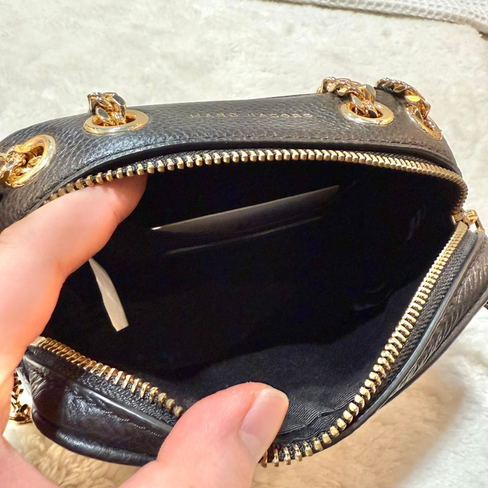 【MJ｜全新】現貨 MARC JACOBS 包包 相機包 專櫃款 荔枝紋 鍊條 斜背包｜Little Bee 小蜜蜂精品-細節圖4