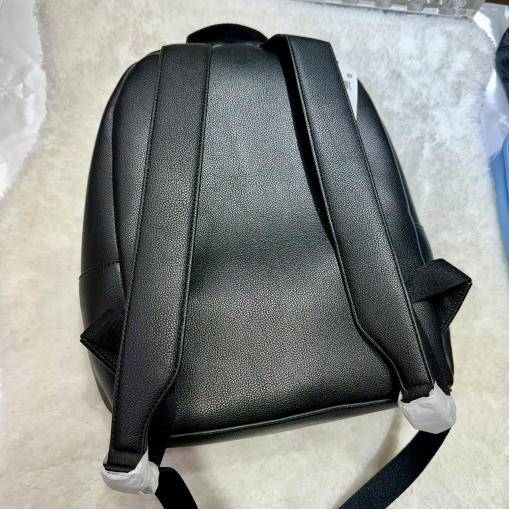 【CK｜全新】現貨CALVIN KLEIN 後背包 小標 荔枝紋 軟皮革 雙肩包｜Little Bee 小蜜蜂精品-細節圖2