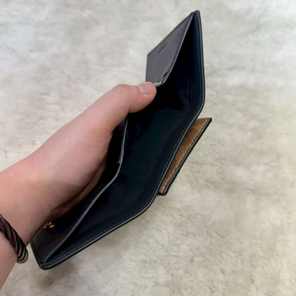 【蔻馳｜全新】現貨 COACH 錢包 短夾 二合一 三折短夾 零錢卡夾包 老花 拼色｜Little Bee 小蜜蜂精品-細節圖4