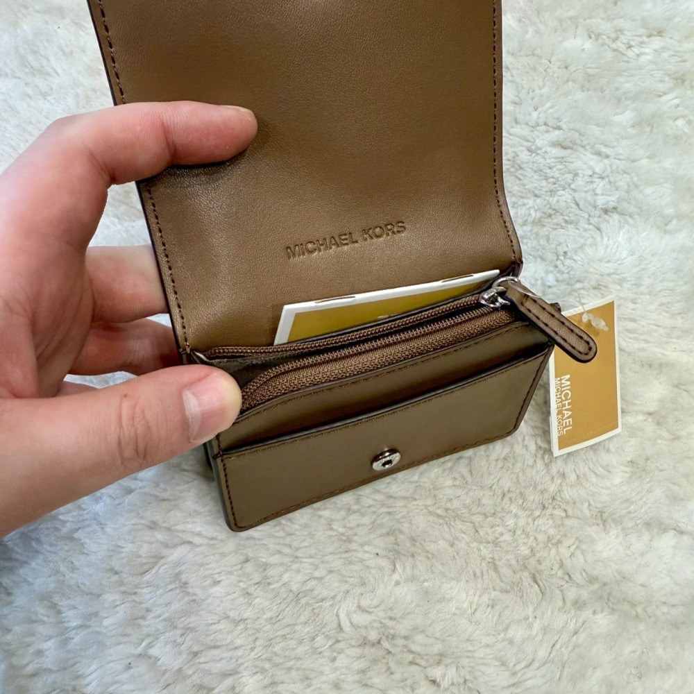 【MK｜全新】現貨 MICHAEL KORS 錢包 零錢包 豬鼻子 2色可選 卡片夾｜Little Bee 小蜜蜂精品-細節圖3