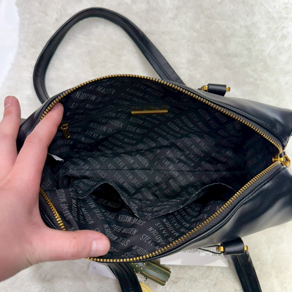 【SM｜全新】現貨 STEVE MADDEN 包包 保齡球包 金標 流蘇吊飾 手提包｜Little Bee 小蜜蜂精品-細節圖3