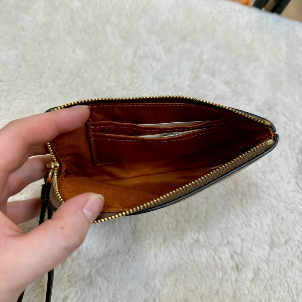 【蔻馳｜全新】現貨 COACH 錢包 手拿包 5色可選 小號 單層 零錢包｜Little Bee 小蜜蜂精品-細節圖4