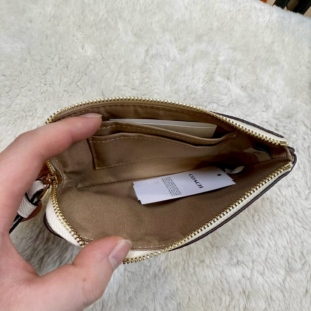 【蔻馳｜全新】現貨 COACH 錢包 手拿包 5色可選 小號 單層 零錢包｜Little Bee 小蜜蜂精品-細節圖6
