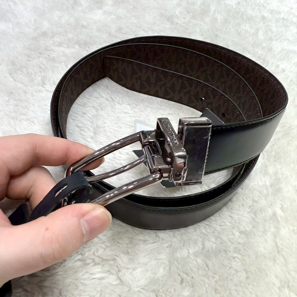 【MK｜全新】現貨 MICHAEL KORS 皮帶 男款 雙面用 NS均碼 滿咖/黑色｜Little Bee 小蜜蜂精品-細節圖3