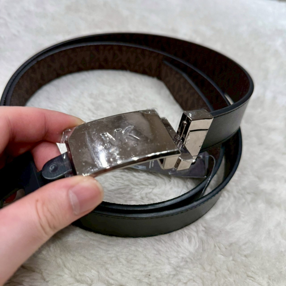 【MK｜全新】現貨 MICHAEL KORS 皮帶 男款 雙面用 NS均碼 滿咖/黑色｜Little Bee 小蜜蜂精品-細節圖3