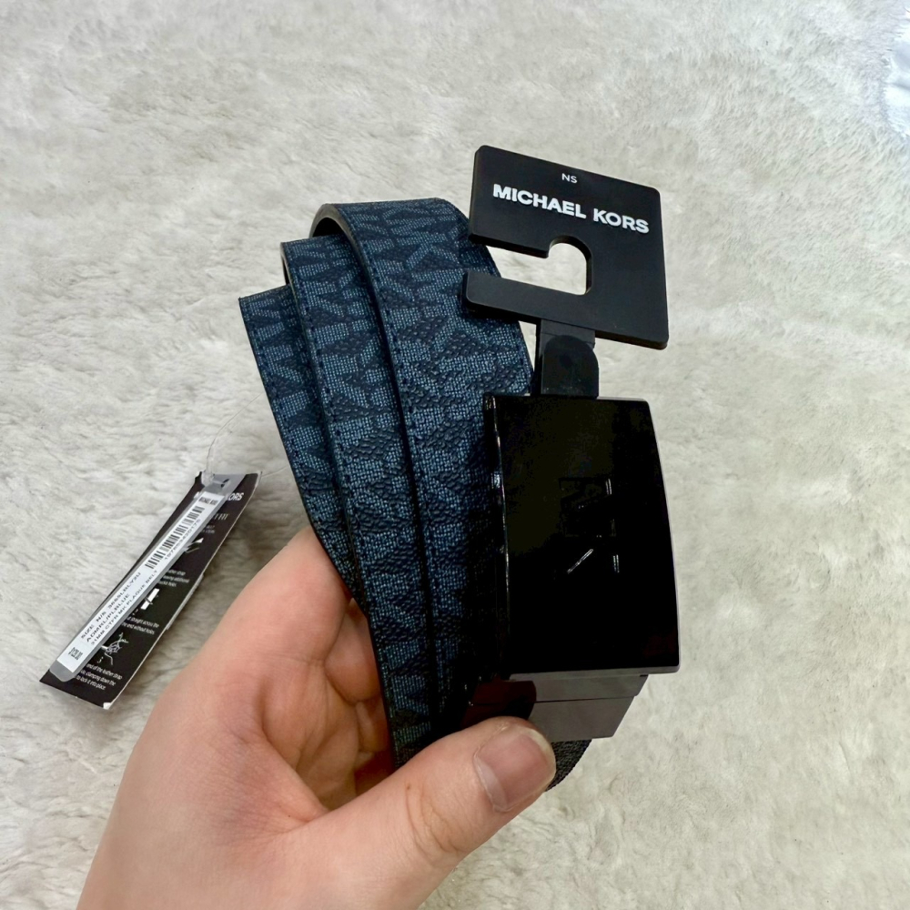 【MK｜全新】現貨 MICHAEL KORS 皮帶 男款 雙面用 NS均碼 滿藍/黑色｜Little Bee 小蜜蜂精品-細節圖5