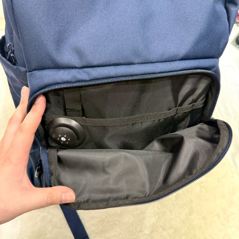 【愛迪達｜全新】現貨 ADIDAS 包包 後背包 尼龍 三葉草 雙肩包 多夾層｜Little Bee 小蜜蜂精品-細節圖5