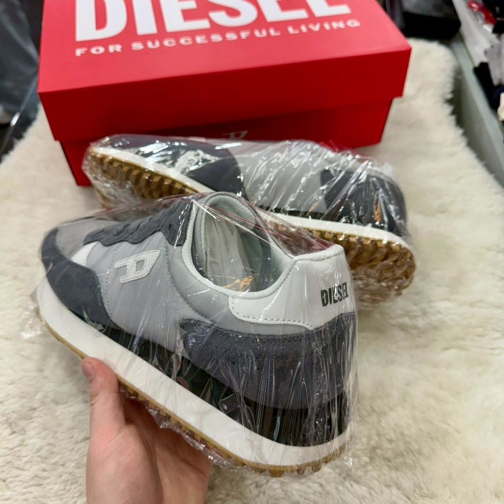 【迪賽爾｜全新】現貨 DIESEL 鞋子 男碼 灰黑色 EU41-46 運動鞋 有鞋盒｜Little Bee 小蜜蜂精品-細節圖2