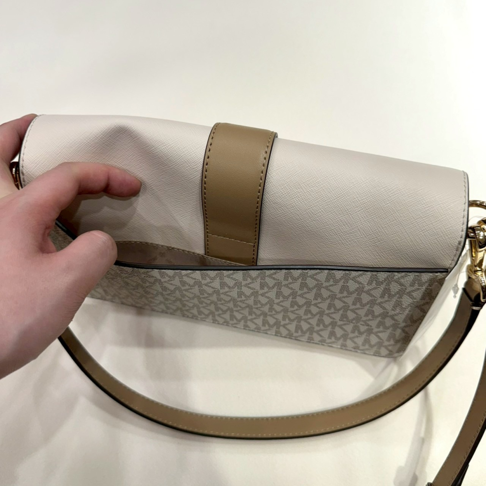【MK｜全新】現貨 MICHAEL KORS 包包 酒神包 拼色 滿版 兩用包 斜背包｜Little Bee 小蜜蜂精品-細節圖3